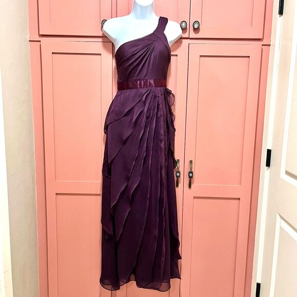 ✨ Adrianna Papell One-Shoulder Evening Gown – Size 4 ✨ - Picture 9 of 13